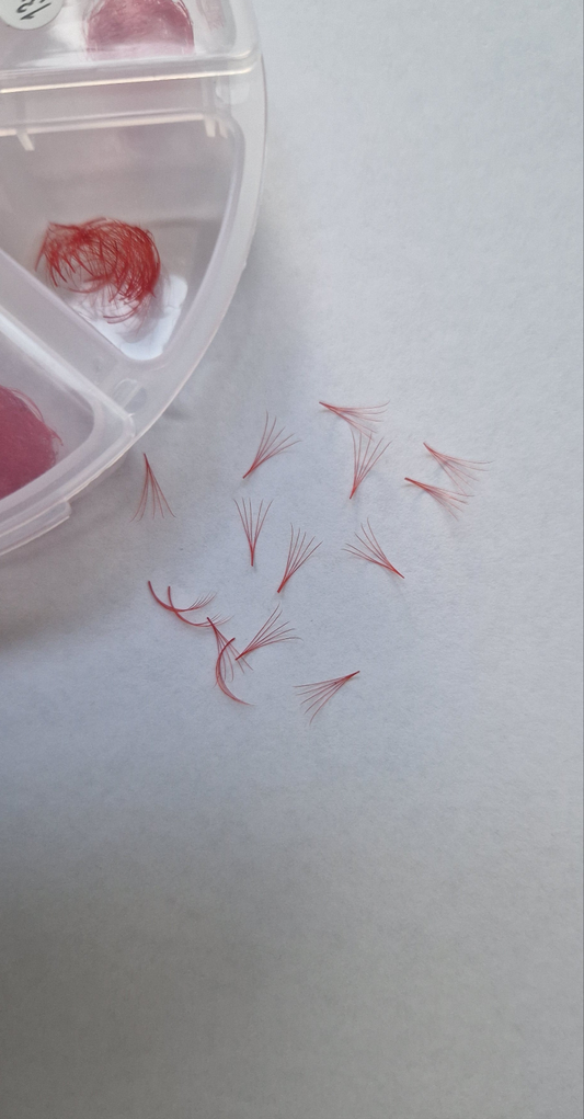 Bouquets prefaits rouge boîte mixte